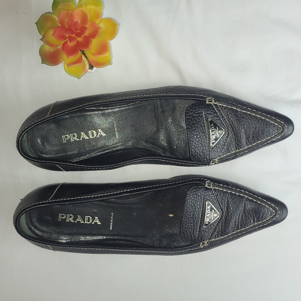 PRADA Women's Black Pointy flats shoes size 38 8